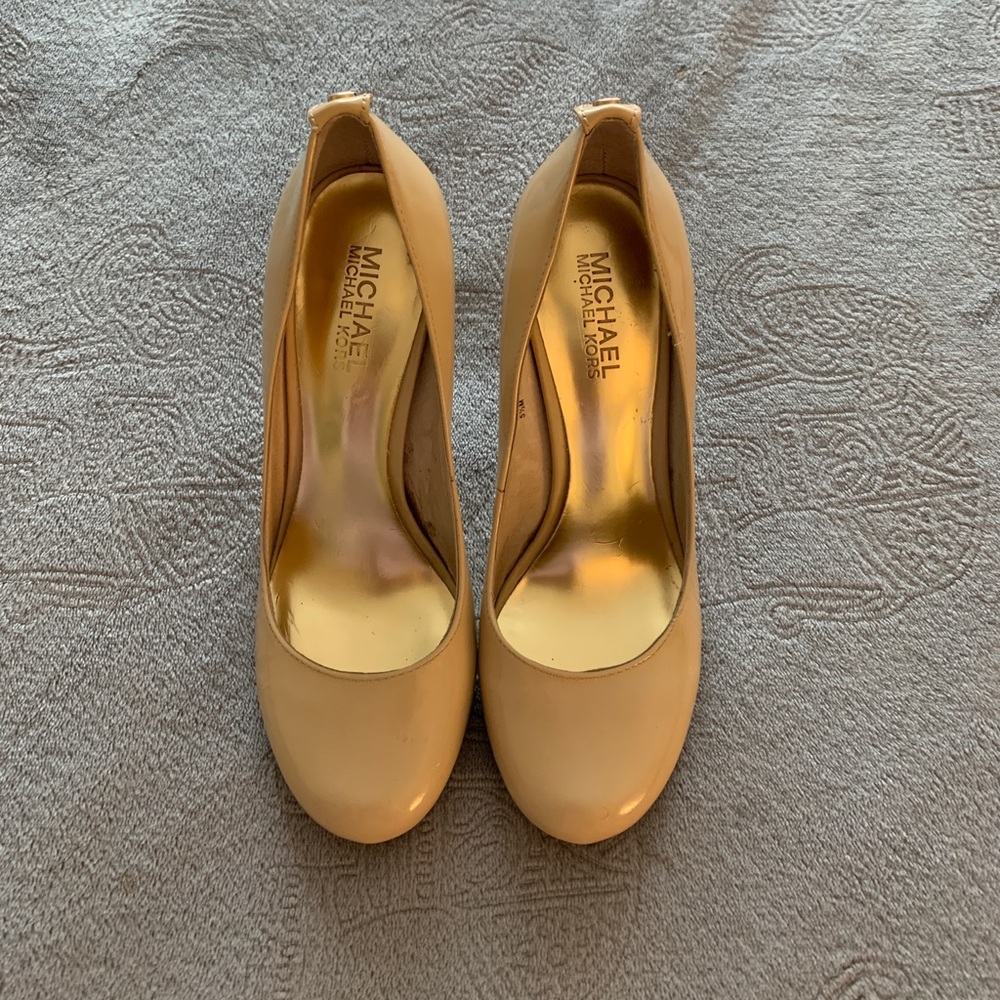 Micheal Kors Heels